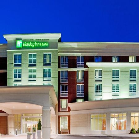 Holiday Inn Hotel & Suites Gateway By Ihg Williamsburg Bagian luar foto