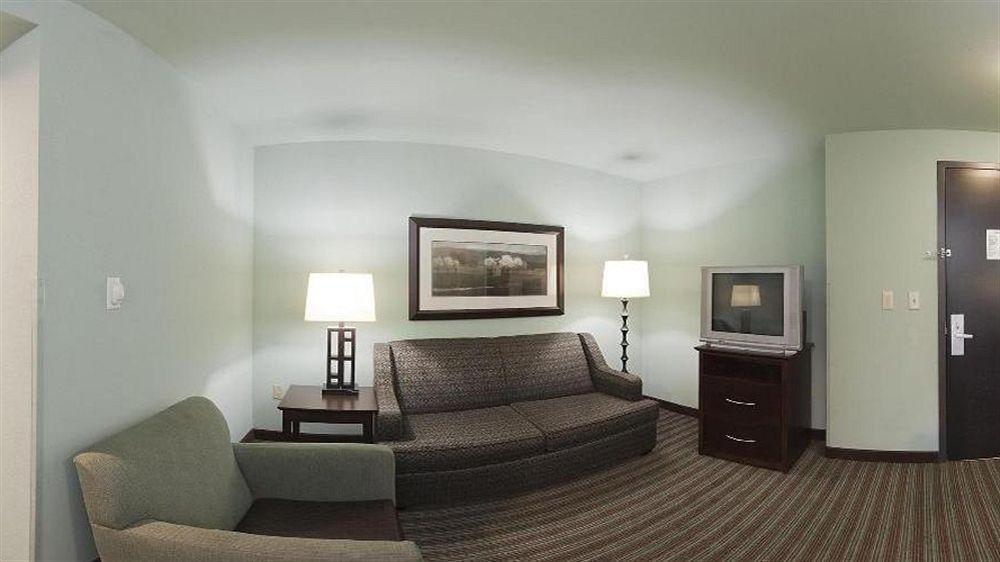 Holiday Inn Hotel & Suites Gateway By Ihg Williamsburg Bagian luar foto