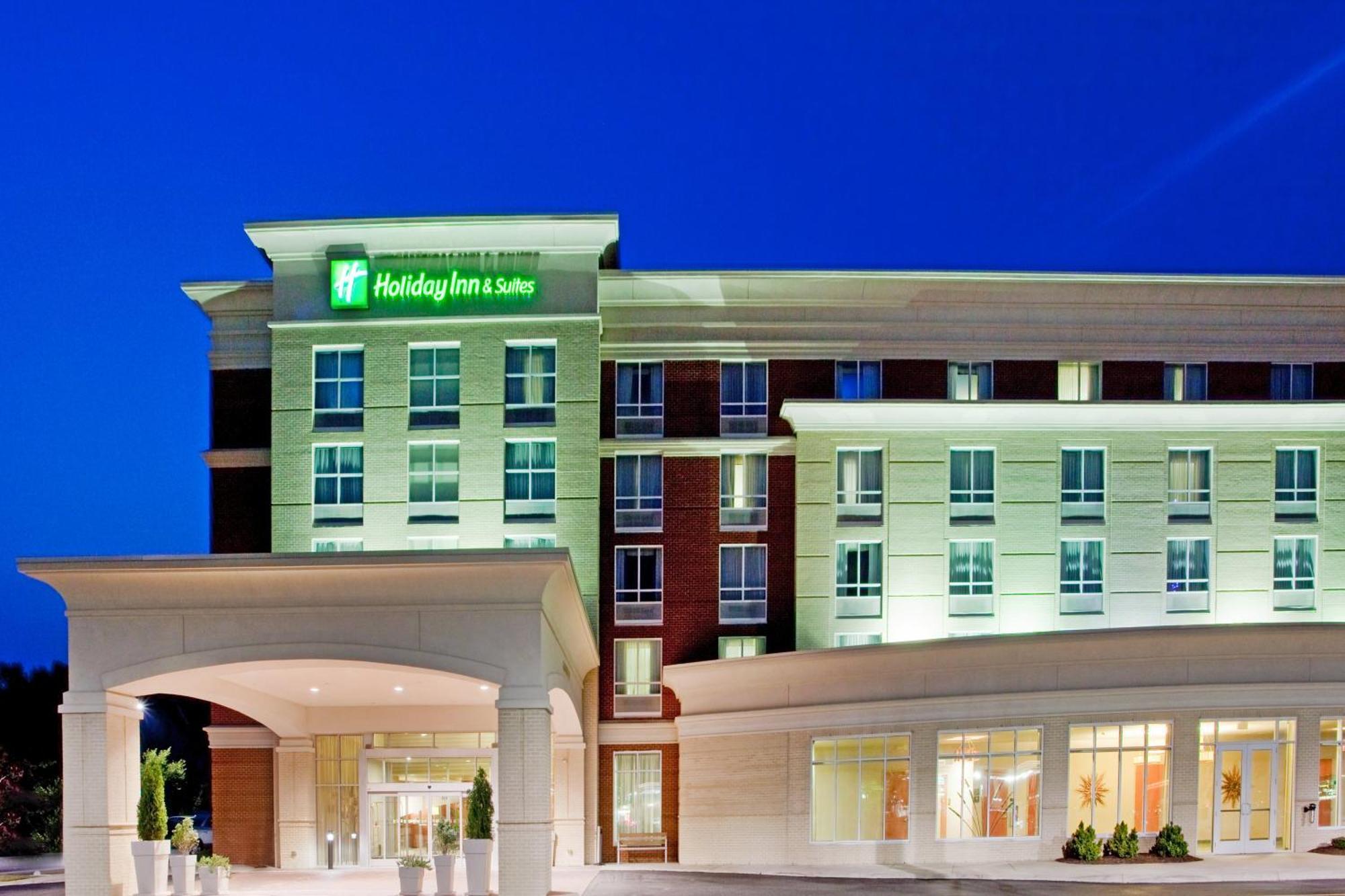 Holiday Inn Hotel & Suites Gateway By Ihg Williamsburg Bagian luar foto