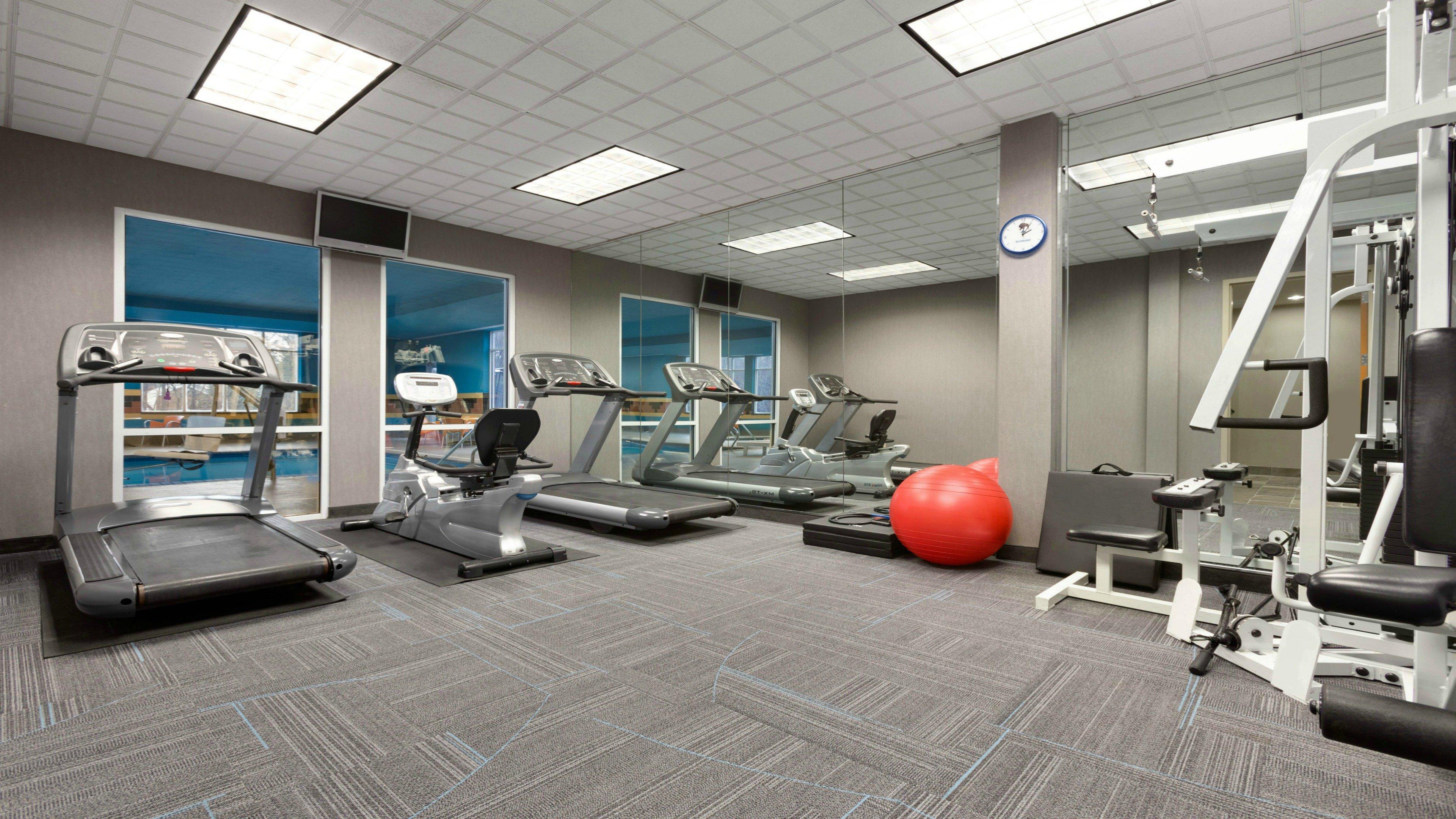Holiday Inn Hotel & Suites Gateway By Ihg Williamsburg Bagian luar foto