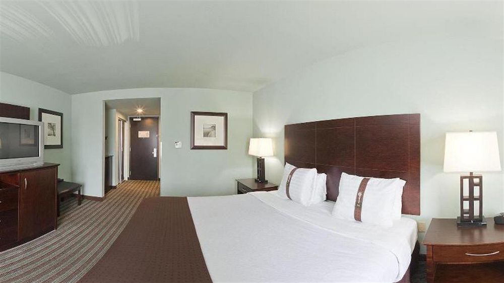 Holiday Inn Hotel & Suites Gateway By Ihg Williamsburg Bagian luar foto